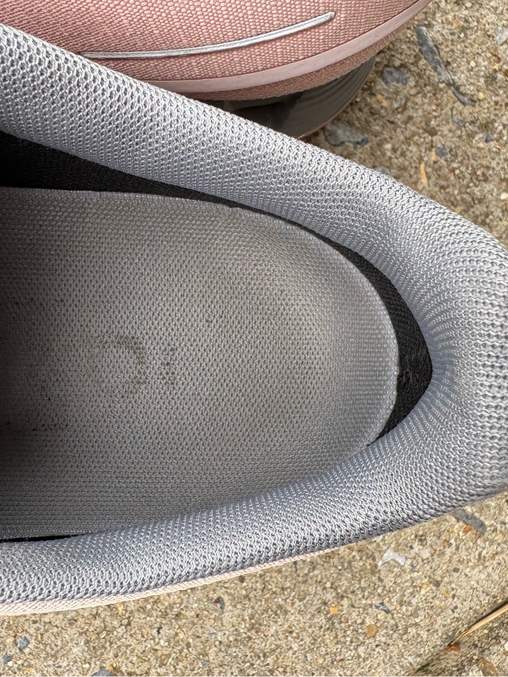 On Running Cloud Women’s Waterproof Shoes – Size 9– Blush Pink & Gray - Picture 4 of 12